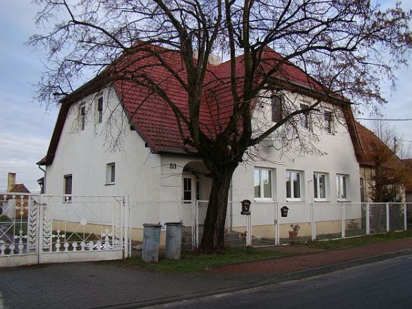 Stary budynek szkoly. Obecnie dom nauczyciela