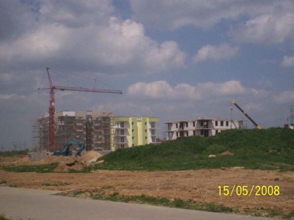 Miasto cały czas się powiększa. Powstaje wiele nowych osiedli.