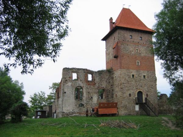 Ruiny zamku w Chudowie