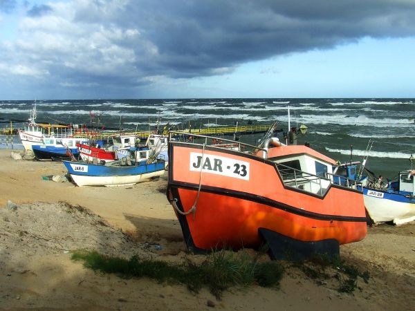 Kutry na przystani w Jarosławcu.
