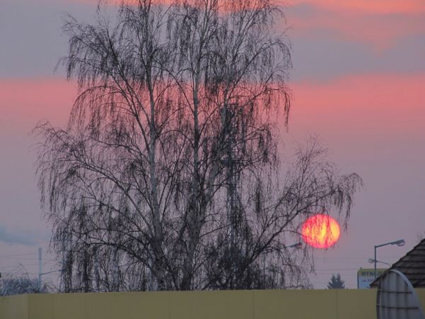Wschód słońca z okien focushotel