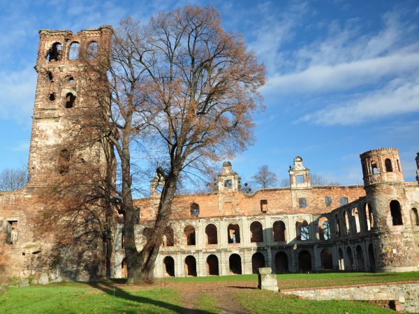 Tworków - ruiny zamku