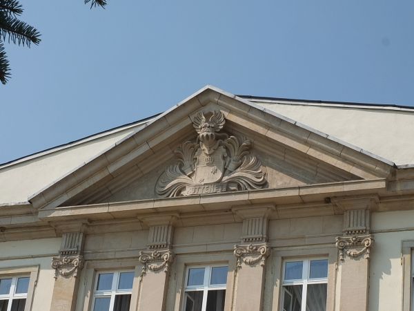 Portal pałacu