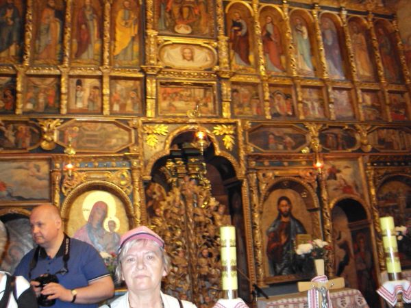 przed : ikonostas - cerkiew pw. Narodzenia Przenajświętszej Bogarodzicy.