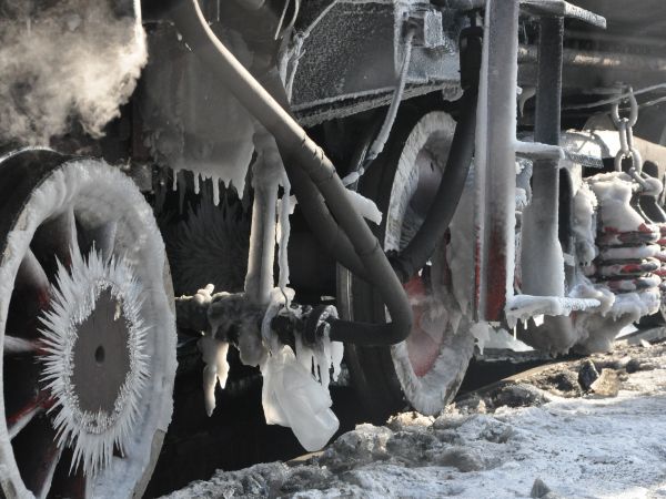 Wolsztyn, Zima 2010/2011 roku była wyjątkowo mroźna. Nasze parowozy tak wyglądały po powrocie z Poznania.