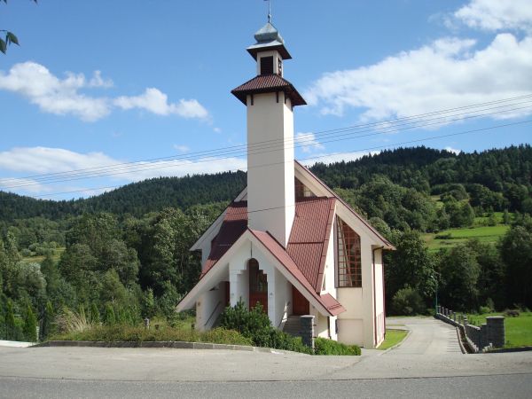 Kościółek w pięknej wsi Las.