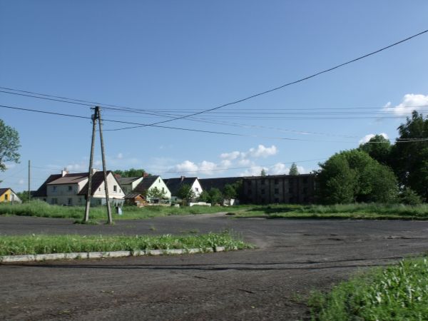 Kwiatoniów leży około 200 metrów od granicy z Czechami