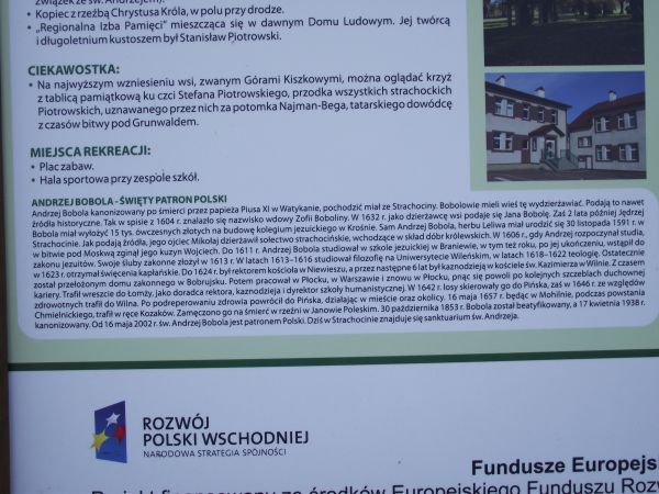 fragment planszy informacyjnej - w centrum wsi.