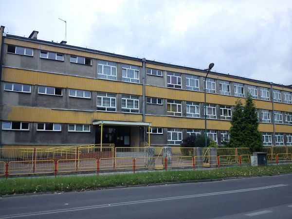 Sosnowiec-Szkoła Podstawowa nr.24 i Gimnazjum nr.20.