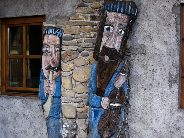 Stary Sącz-Drewniane rzeźby