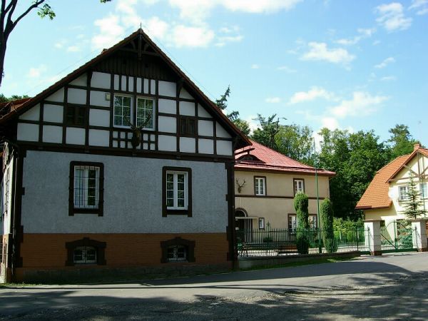 Jeden z budynków Tułowickiego leśnictwa