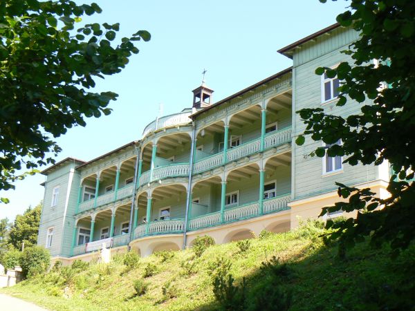 KOMANCZA-KLASZTOR SIUSTR NAZARETANEK