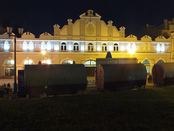 Jarosław nocą  Kamienica przy  ul.Grodzkiej