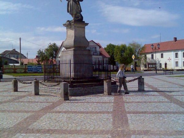 Pomnik Czarnieckiego w Tykocinie