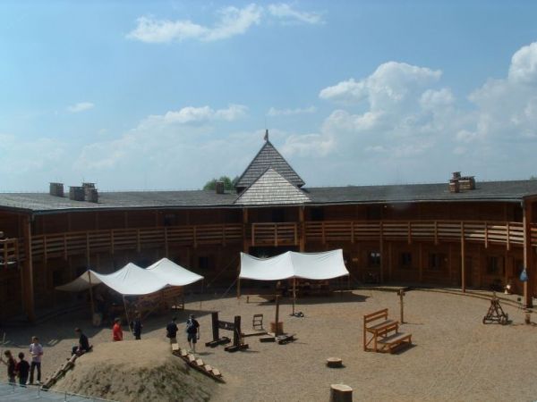 Polsko-Czeskie Centrum Kształcenia Rycerstwa (Brzózki koło Byczyny)