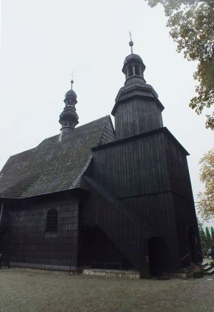 Drewniany kościół parafialny  p w  Wniebowzięcia NMP