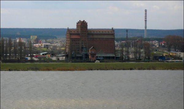 Widok ze Wzgórza Tumskiego (1).