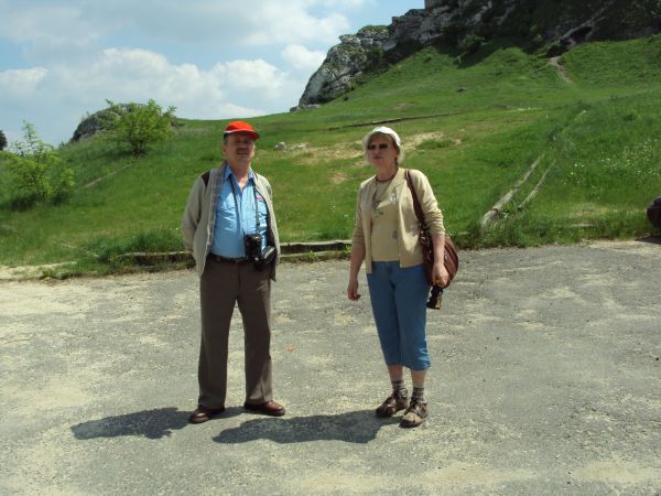 Po ataku szwedzkim - zamek częściowo rozebrano w celu pozyskania budulca na kościół.