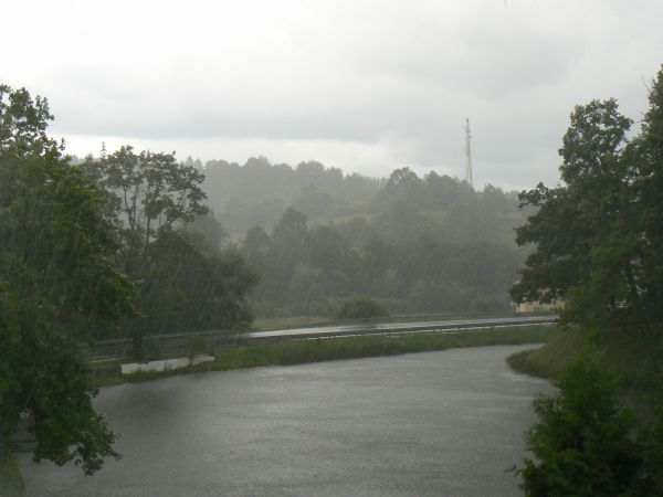 DESZCZOWY PORANEK W OLSZANICY