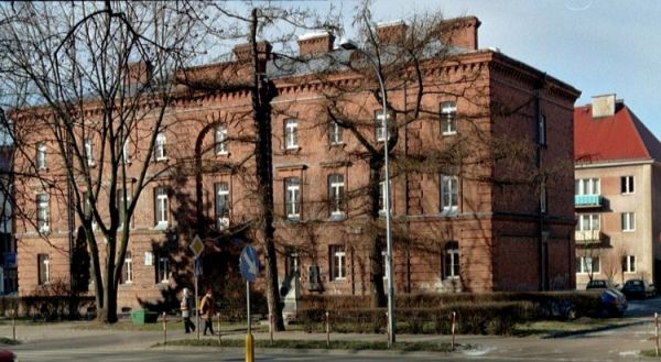 Szkoła muzyczna, dawne więzienie