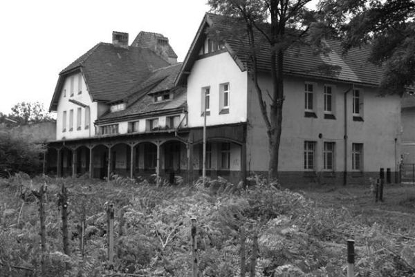 Dawny budynek PKP(ul. Kolejowa)