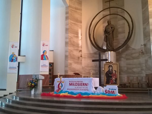 Parafia św.Brata Alberta ołtarz na ŚDM w Krakowie.