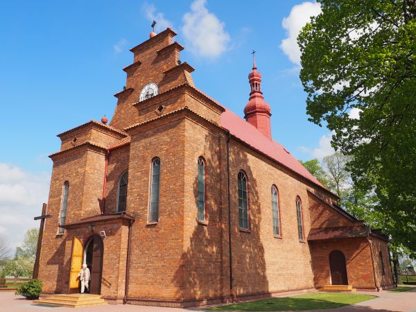 kościół pw. św. Józefa Oblubieńca NMP.