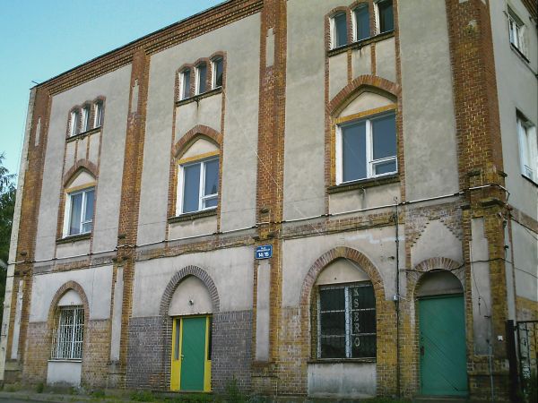 Budynek główny tejże Fabryki.
Plac Spółdzielczy 14/15