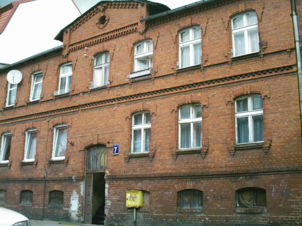 Ulica Jedności Robotniczej 7.Fragment koloni robotniczej
założonej przez Hermana Priestera(syna)