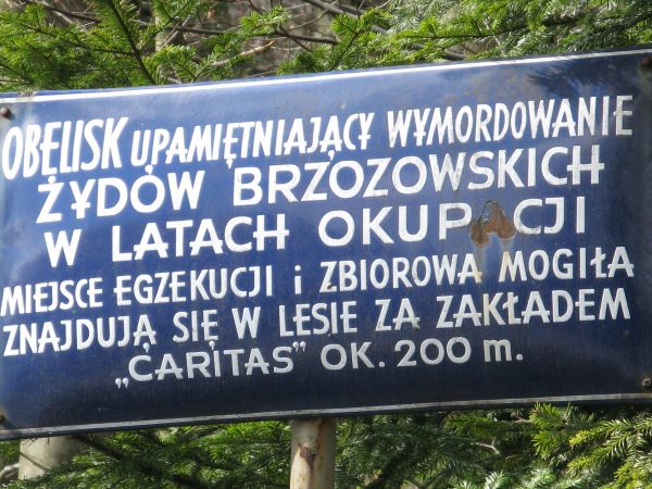 dobrze jest "posiłkować" się takimi tablicami, bo - naprawdę trafić nie łatwo, no i dobrze, że takie tablice są !