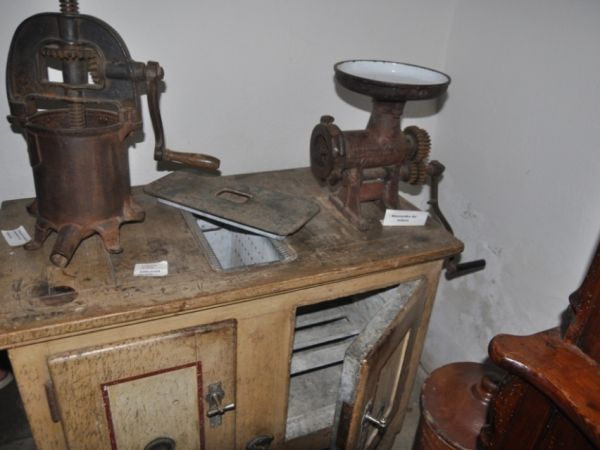 Piękne  muzeum dużo eksponatów   kawiarenka ładny wystrój  
  super  miejsce  polecam