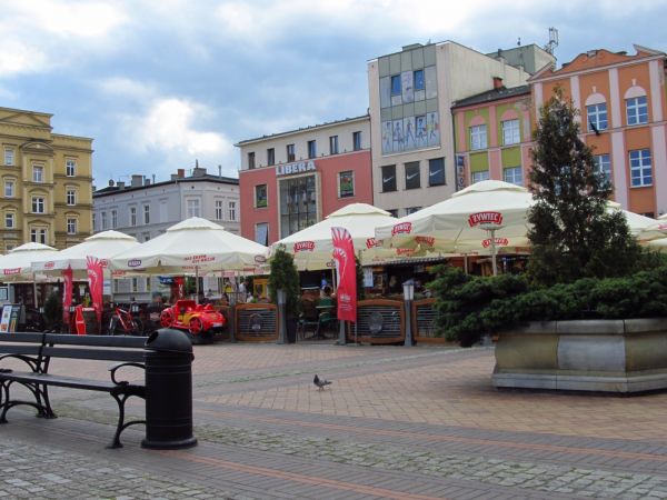 Pod parasolami na Rynku