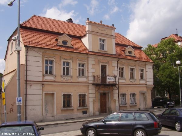 Ulica Kutuzowa 14 - było muzeum z pamiątkami o Kutuzowie i wojnach napoleońskich - teraz remont modernizacja iiii... chyba "zamazywacze historii" dadzą znać o s