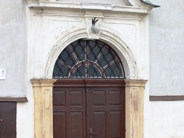 Wejście do kościoła