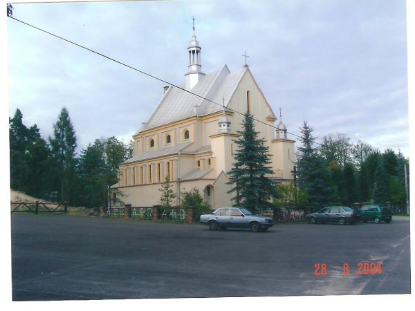 Kościół św. Mikołaja
Majdan Sieniawski - Dobropol