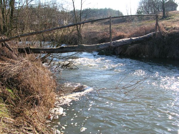 Kładka na Wyżnicy (okolice Mazanowa)