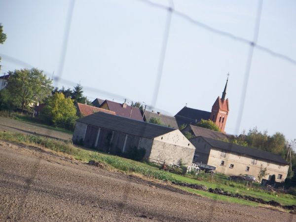 WIDOK OD STRONY JEZ.JUCHACZ.