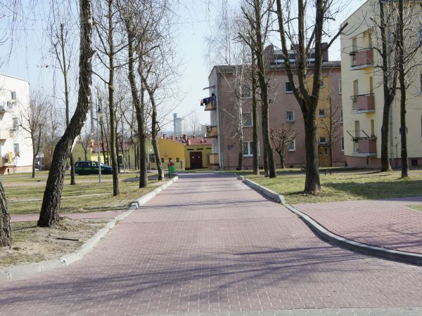 Droga do Przedszkola obok bloku-49