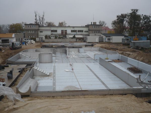 A  tak  prezentuje  się  w  budowie  miejski  basen   przy.ul. Paderewskiego.