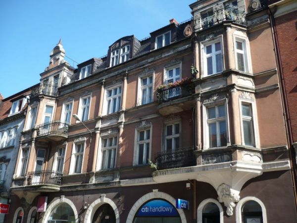 Jeszcze jedna ciekawa kamienica przy ul. Kaliskiej.