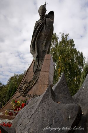 Nowy Sącz- rynek, pomnik Jana Pawła II.