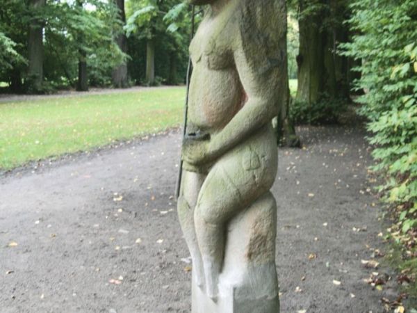 Szymon Bogumił Zug założył na początku lat siedemdziesiątych XVIII wieku regularny ogród francuski.