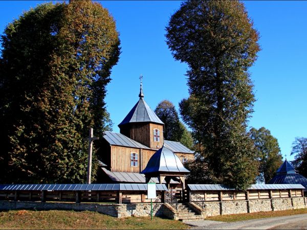 Cerkiew Opieki Matki Bożej w Młynach. Wybudowana pod koniec XVII wieku.  Obecnie Kościół filialny rzymskokatolickiej parafii w Korczowej. W latach 1852-70  prob