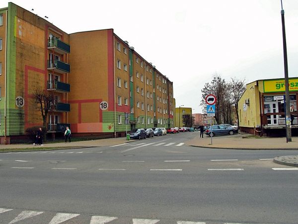 Odchodząca prosto od Gdańskiej, ulica Wybickiego