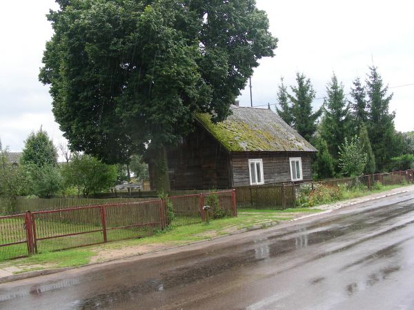 Bujenka główna ulica, widok ogółny