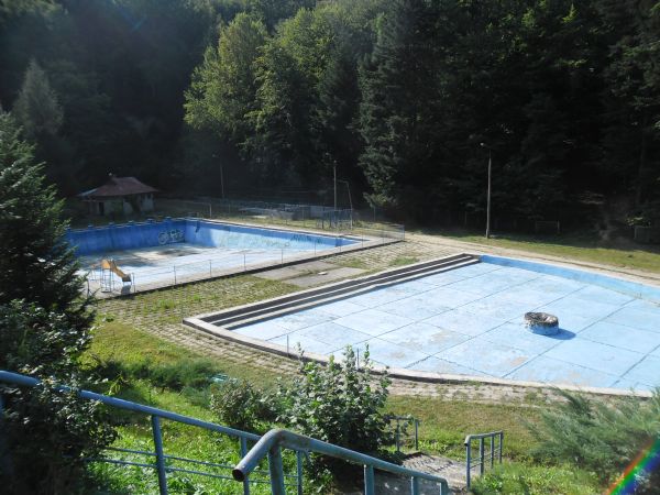 Nieczynne baseny. Dlaczego?