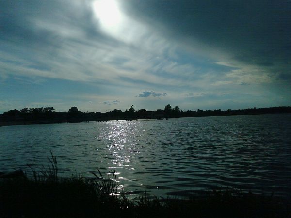 ZALEW W CEDZYNIE K/KIELC