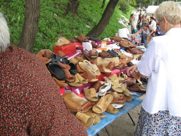 Maślany rynek sprzedaż butów