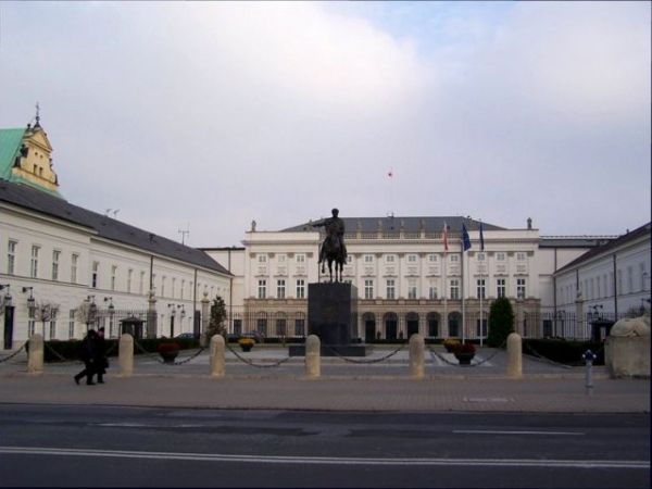 W majestacie śmierci łączmy się w żałobie!

http://www.youtube.com/watch?v=mf52xZjb8ho&feature=related