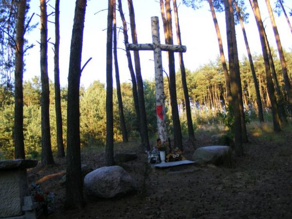 Krzyż katyński - miejsce do zadumy